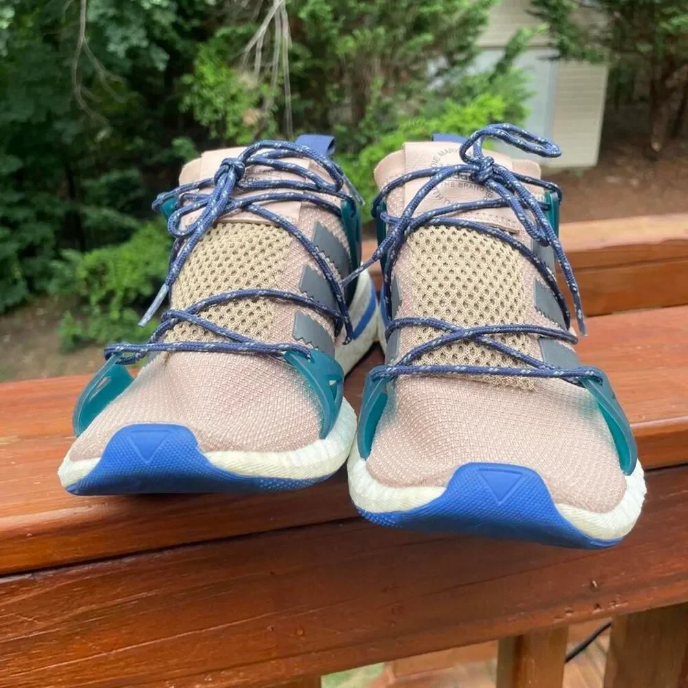 Adidas Boost Women's 8.5  Tan Blue Sneakers